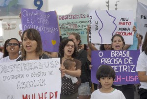 Críticas contra violênia obstétrica/Tânia Rêgo /ABr