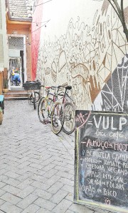 No Vulp, almoço vegano e manutenção de bicicletas / Fotos Patricia Marini 