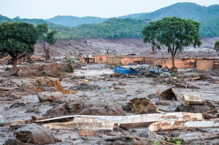 A tragédia em Mariana é só o início de uma catástrofe ambiental imensurável/ Foto Antonio Cruz/Agência Brasil